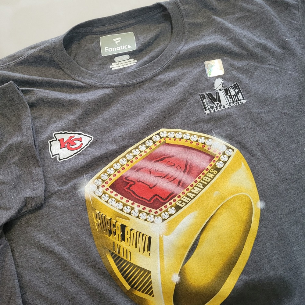 Fanatics Mens Kansas City Chiefs Super Bowl LVIII Champions Ring T-Shirt XL Gray